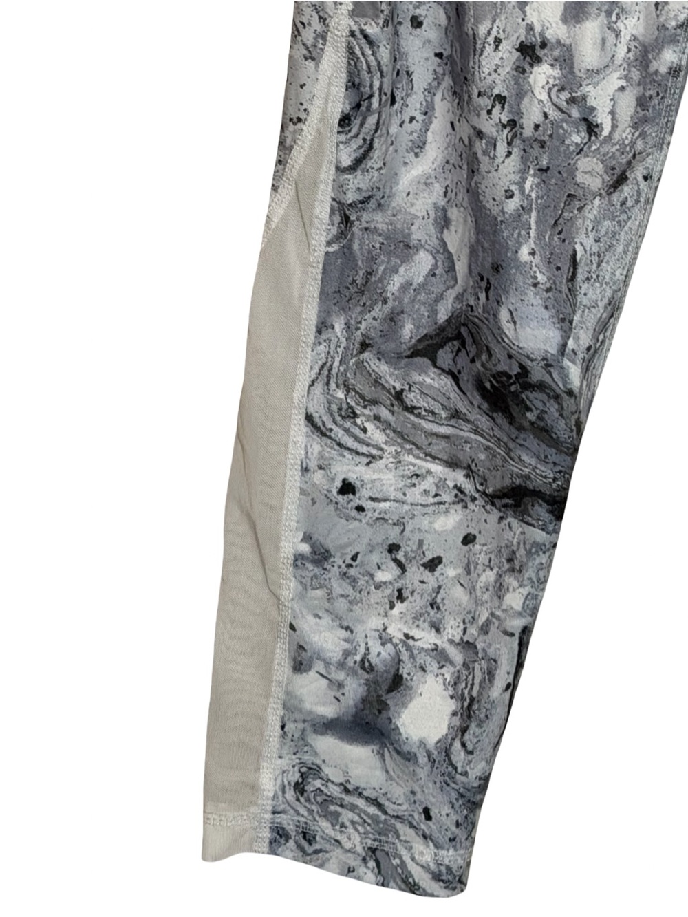 Velocity Marble-Print High Waisted Capri Leggings — White & Gray - Picture 3 of 9